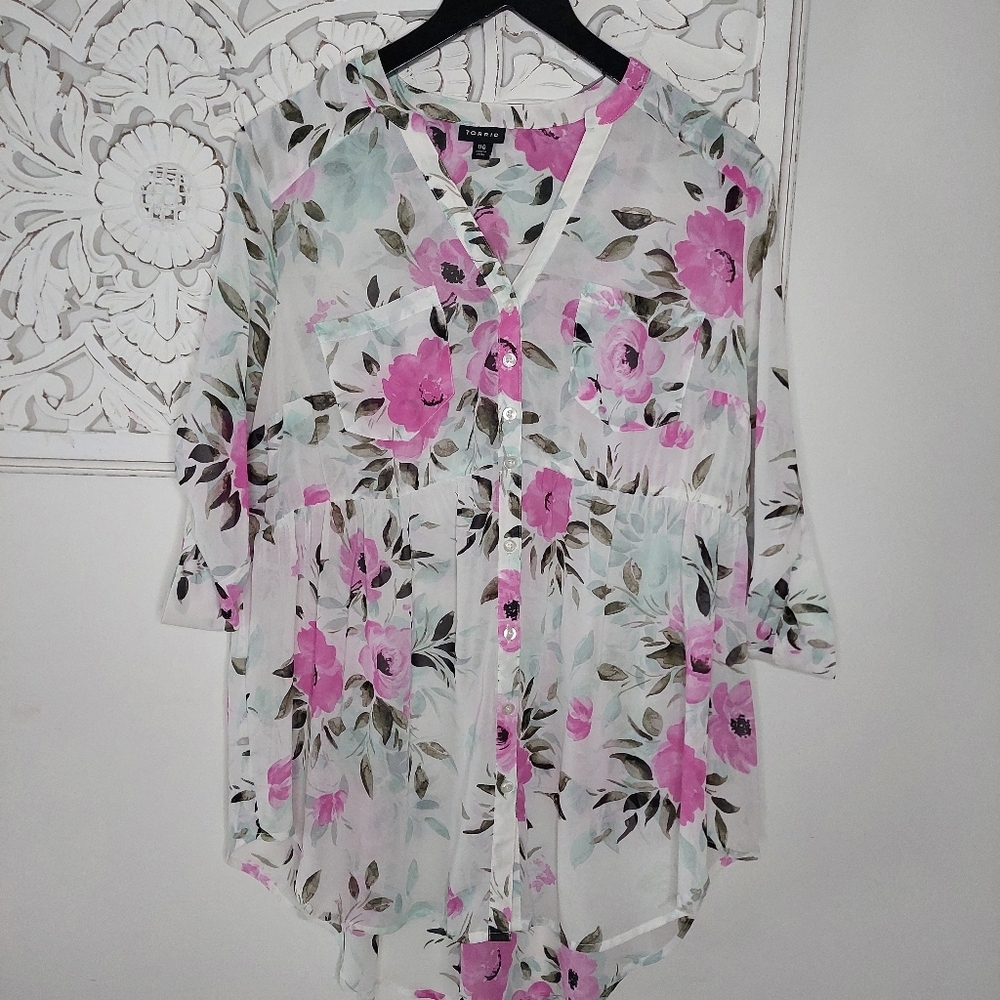 Torrid Emma Semi Sheer Chiffon Floral Printed Tunic Size 0 Large